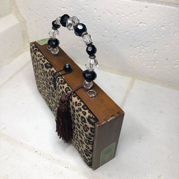 La Montana Cuban cheetah print cigar Box Purse - Picture 4 of 13